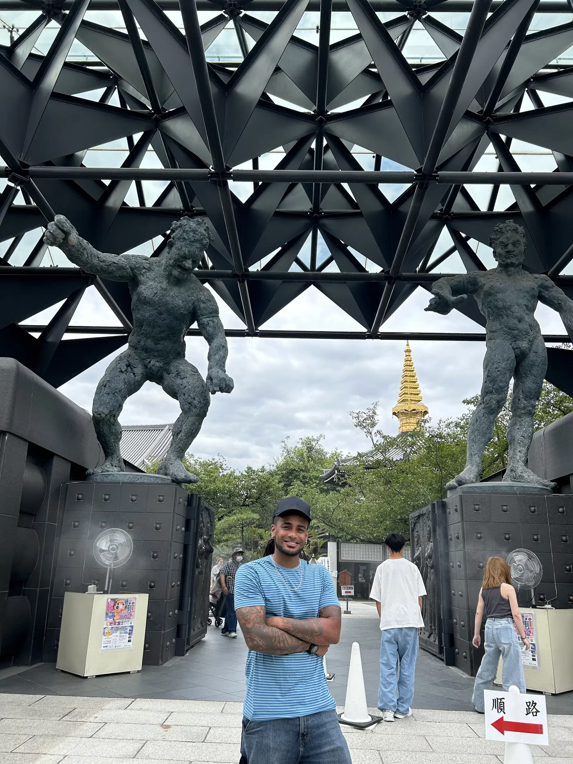 81096cad-9ea5-447e-8387-b49ba33203dd