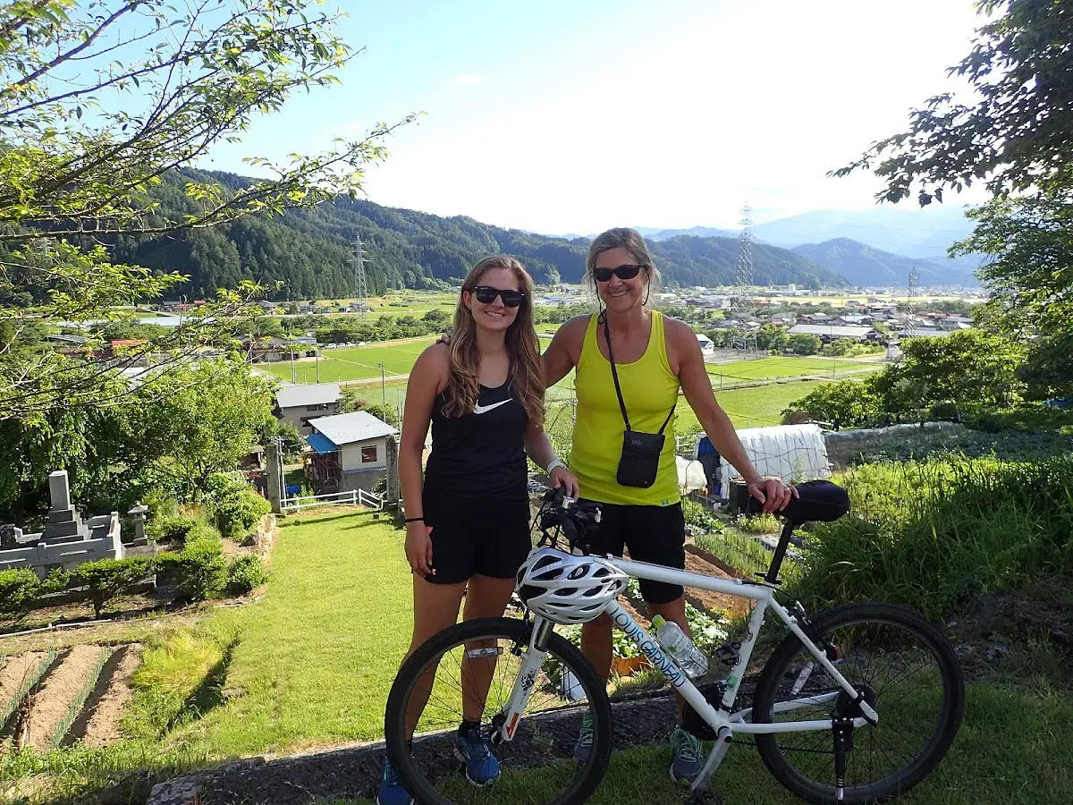 f372bcdd-57d4-497d-9700-dbe79d8dd16e