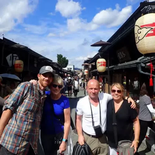 6b81b4bc-83c7-4094-afee-8c801771a213